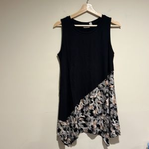 LOGO Layers by Lori Goldstein Printed Scoop Neck Tank Top